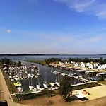 Ferienhaus Am Yachthafen Auf Der Insel Usedom