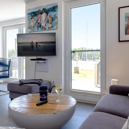 Am Yachthafen In * Peenemunde