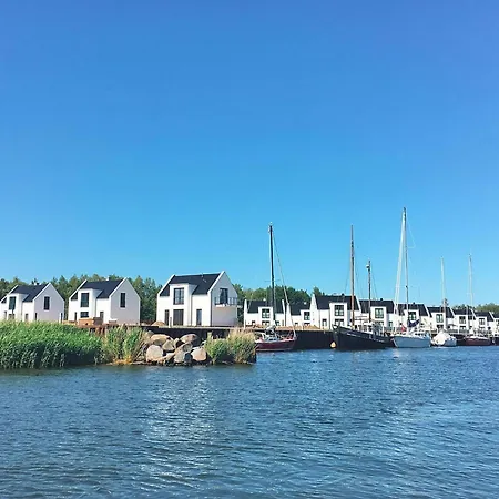 Am Yachthafen Auf Der Insel Usedom * Peenemünde