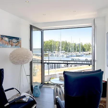 Am Yachthafen In * Peenemunde