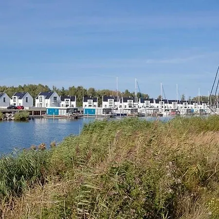 Am Yachthafen Auf Der Insel Usedom